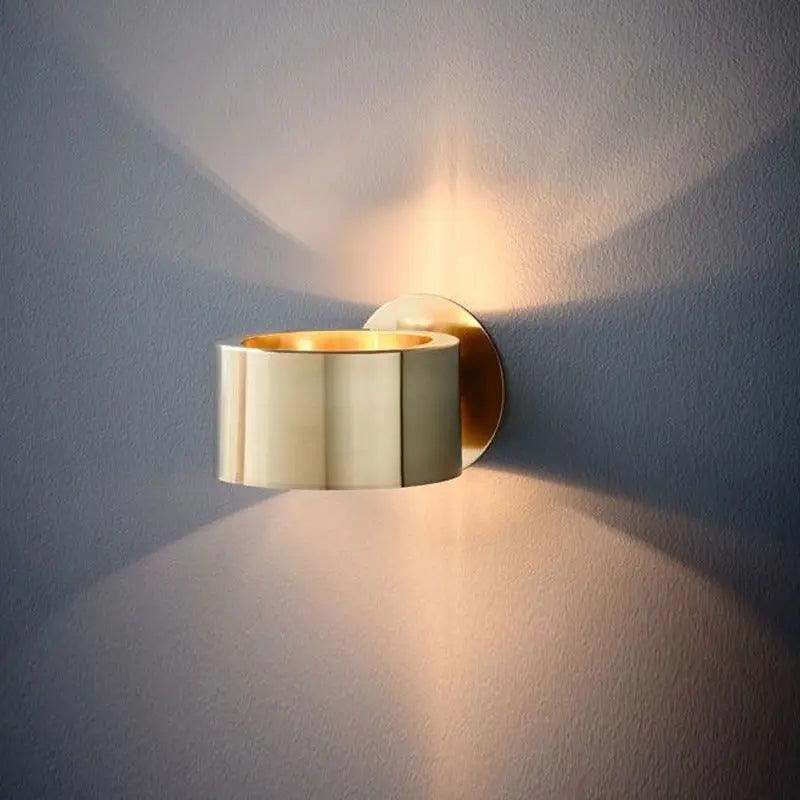 Kerstin - Stylish Contemporary Wall Light