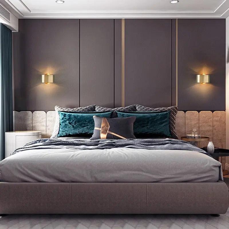 Kerstin - Stylish Contemporary Wall Light