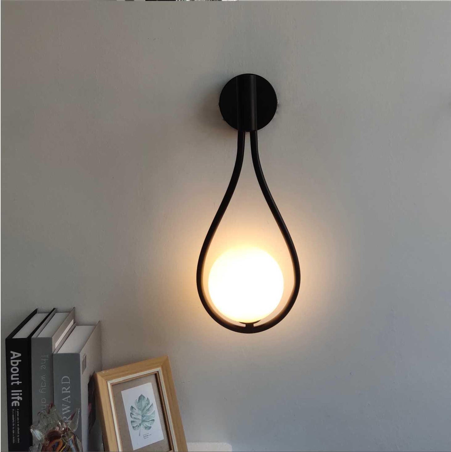 Livi - Stylish Nordic Wall Sconce for a Chic Modern Touch