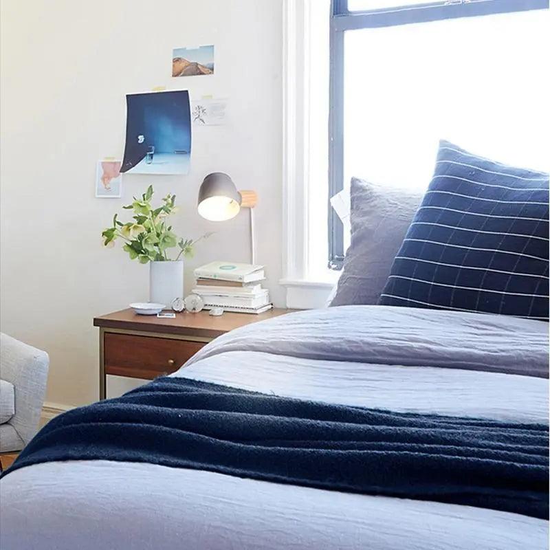 Oona - Elegant Nordic Wall Plug-In Sconce for Stunning Ambiance