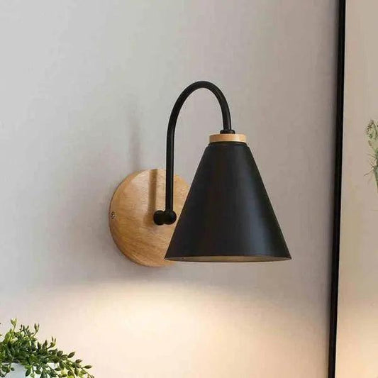 Saskia - Chic Modern Nordic Wall Sconce